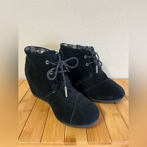 TOMS Kala bootie Wedge